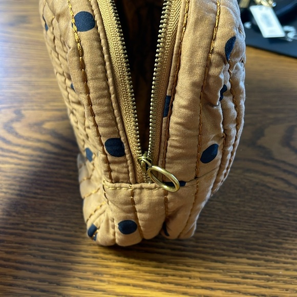 Madewell Knit Make Up Pouch - Picture 3 of 7